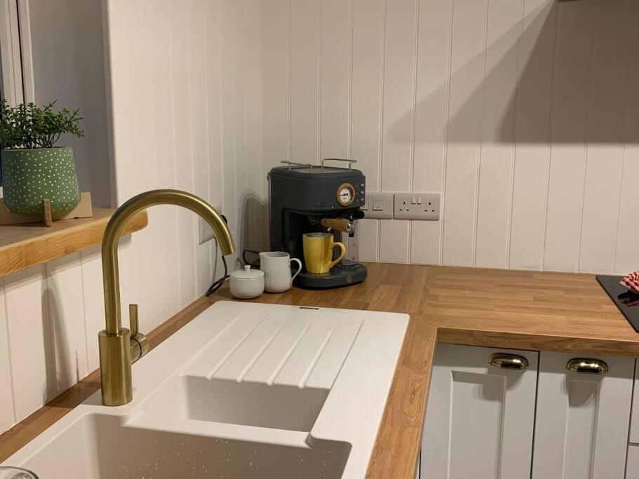 Tenby House For 6 With 2 Parking Spaces Extérieur photo